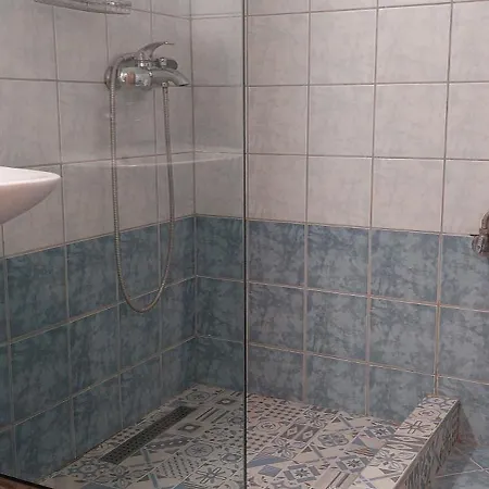 Paraga Case de vacanță