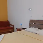 Paraga * Pefkari
