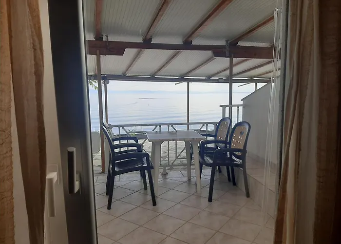 Paraga Сasa de vacaciones Pefkari